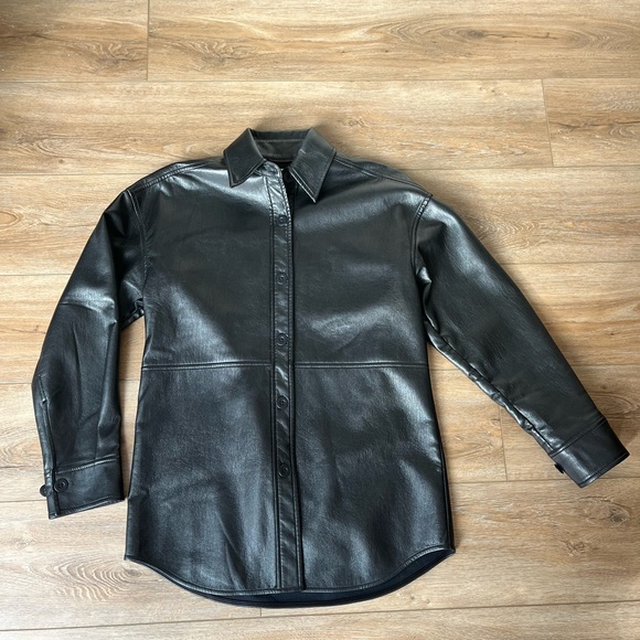 Babaton leather-like shacket size xxs - Picture 1 of 4